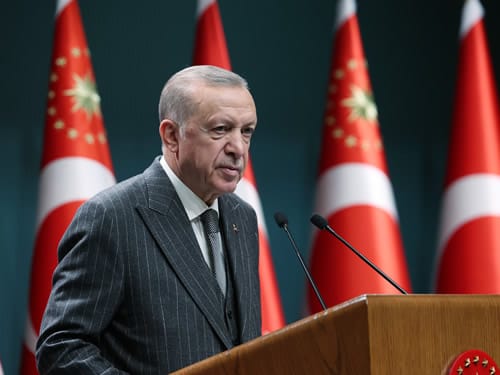 Cumhurbaşkanlığı Kabinesi, Cumhurbaşkanı Recep Tayyip Erdoğan’ın başkanlığında Cumhurbaşkanlığı Külliyesinde toplandı.
