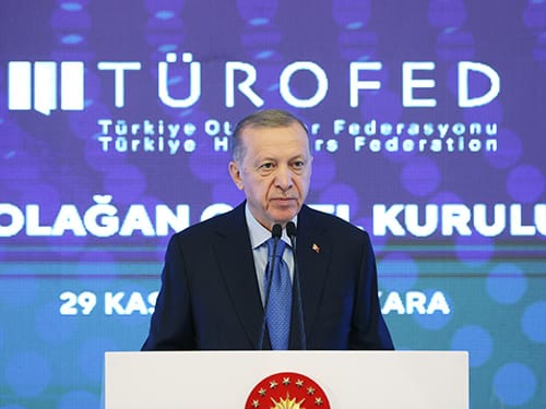 “Turizmde dünya liderliğine yükselme yolumuz açıktır”