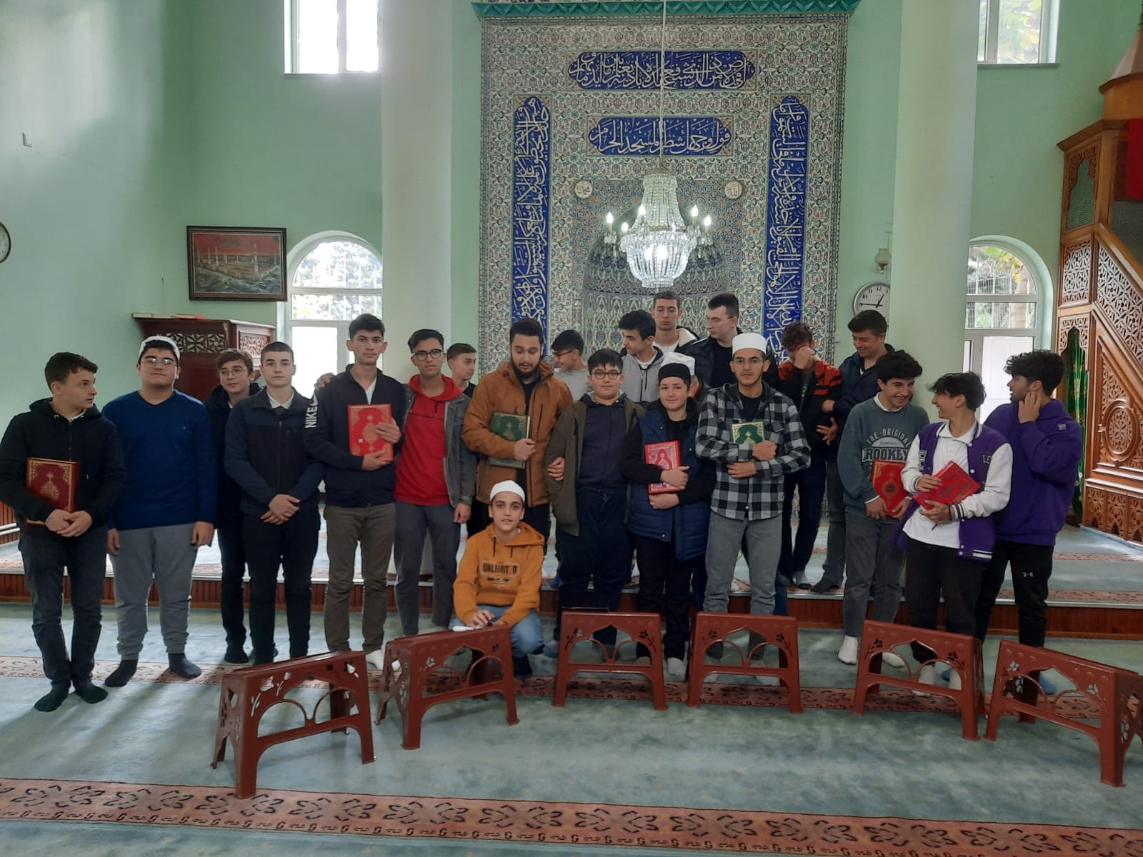 TEKİRDAĞ ANADOLU İMAM HATİP LİSESİNDE MEVLİDİ ŞERİF VE HATİM DUASI OKUNDU..