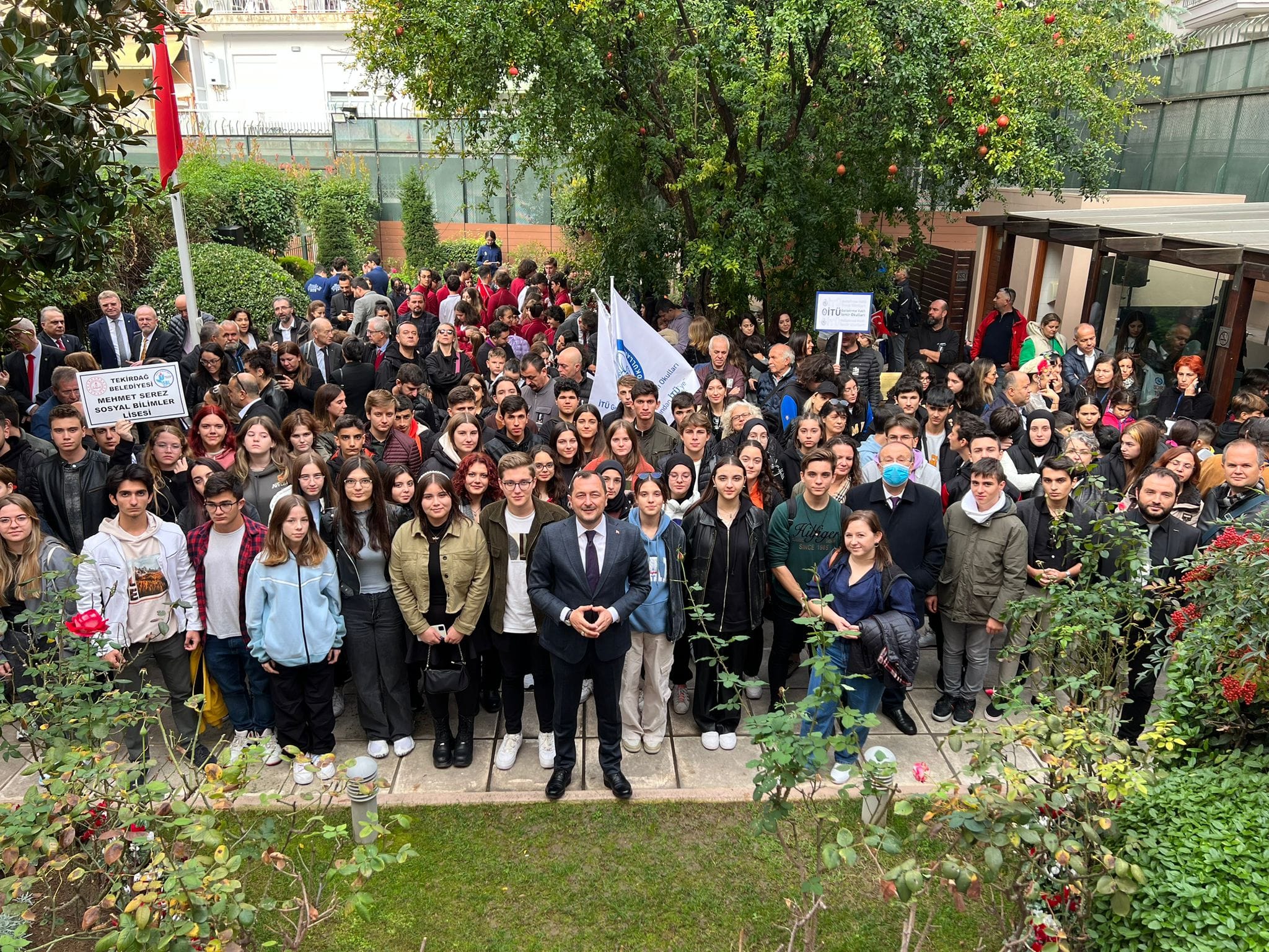 Başkan Yüksel Ulu Önderi doğduğu evde 70 öğrenci ile birlikte andı