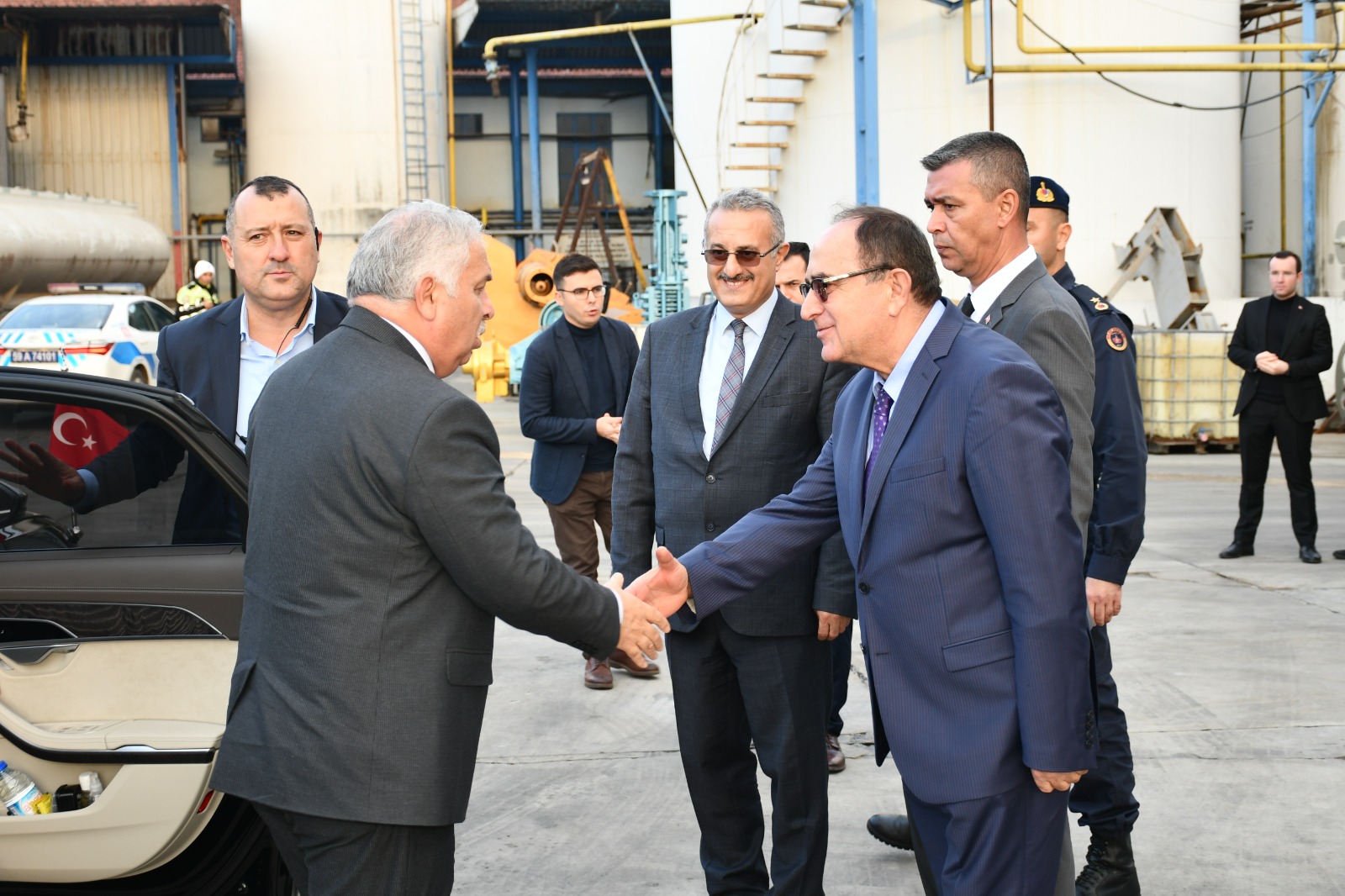 Vali Aziz Yıldırım ve Eşi Güllühan Yıldırım Diktaş Yağ-Sabun Sanayi ve Ticaret A.Ş.’yi Ziyaret Etti