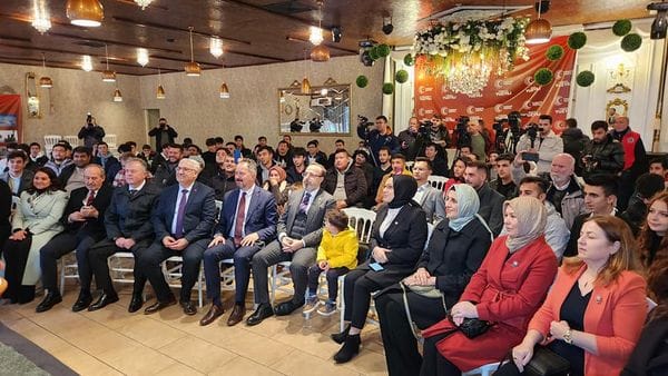 istikbalimizin mimarları gençlerimizle bir araya geldik.
