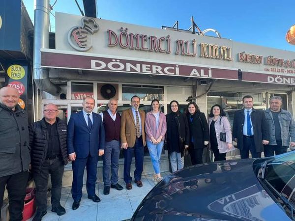 Ali Kıral’ı ziyaret ettiler.