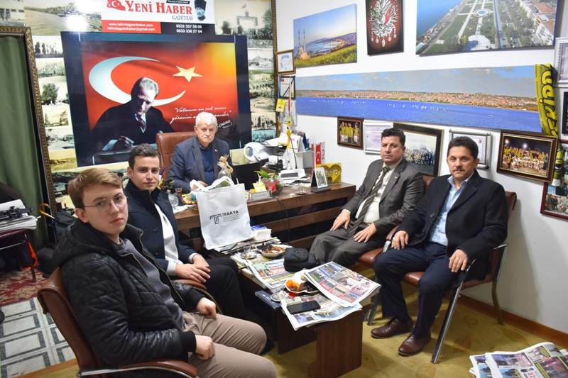 TRAKYA ANADOLU İMAMHATİP LİSESİ MEZUNLARI VE MENSUPLARI DERNEĞİ ÜYELERİNDEN GAZETEMİZE ZİYARET