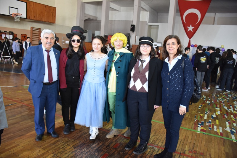 21 ARALIK DÜNYA ROMANLAR KAHRAMANAR GÜNÜ PROGRAMI