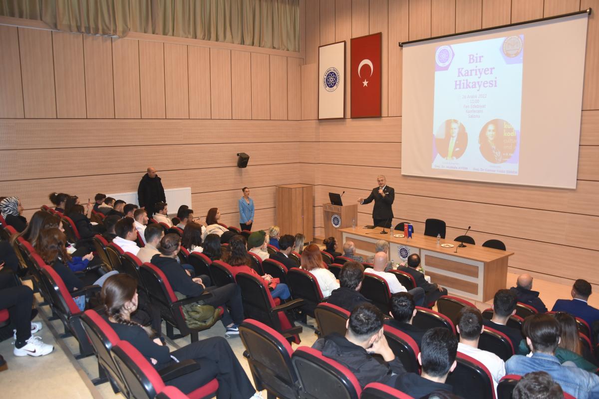 Bir Kariyer Hikayesi İsimli Konferans Düzenlendi