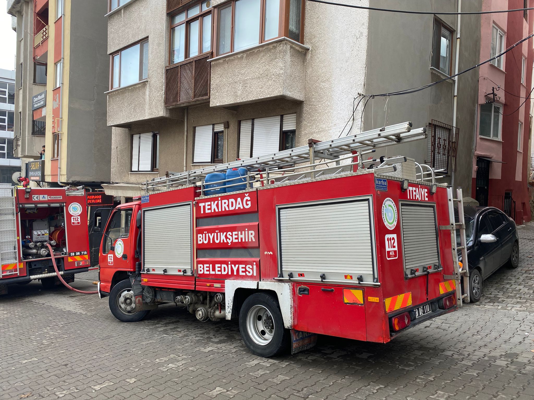 YANGIN KISA SÜREDE SÖNDÜRÜLDÜ
