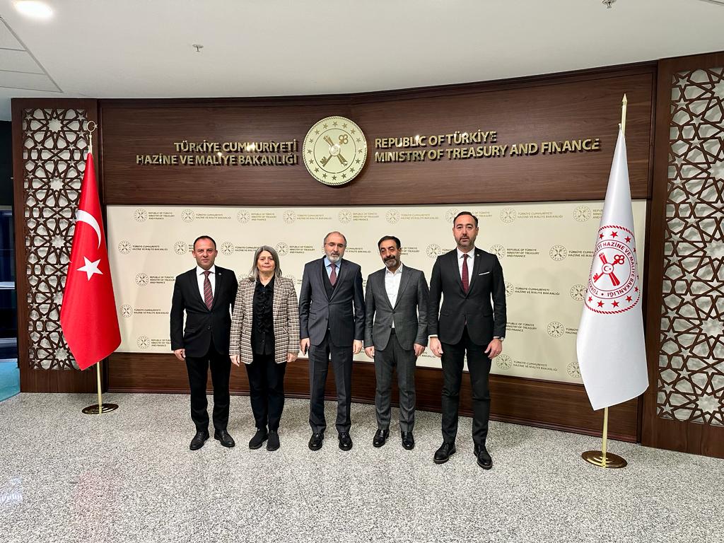 Baro Başkanı Bakan Yardımcısı Dr. Cengiz YAVİLİOĞLU ile görüşme gerçekleştirdi. 