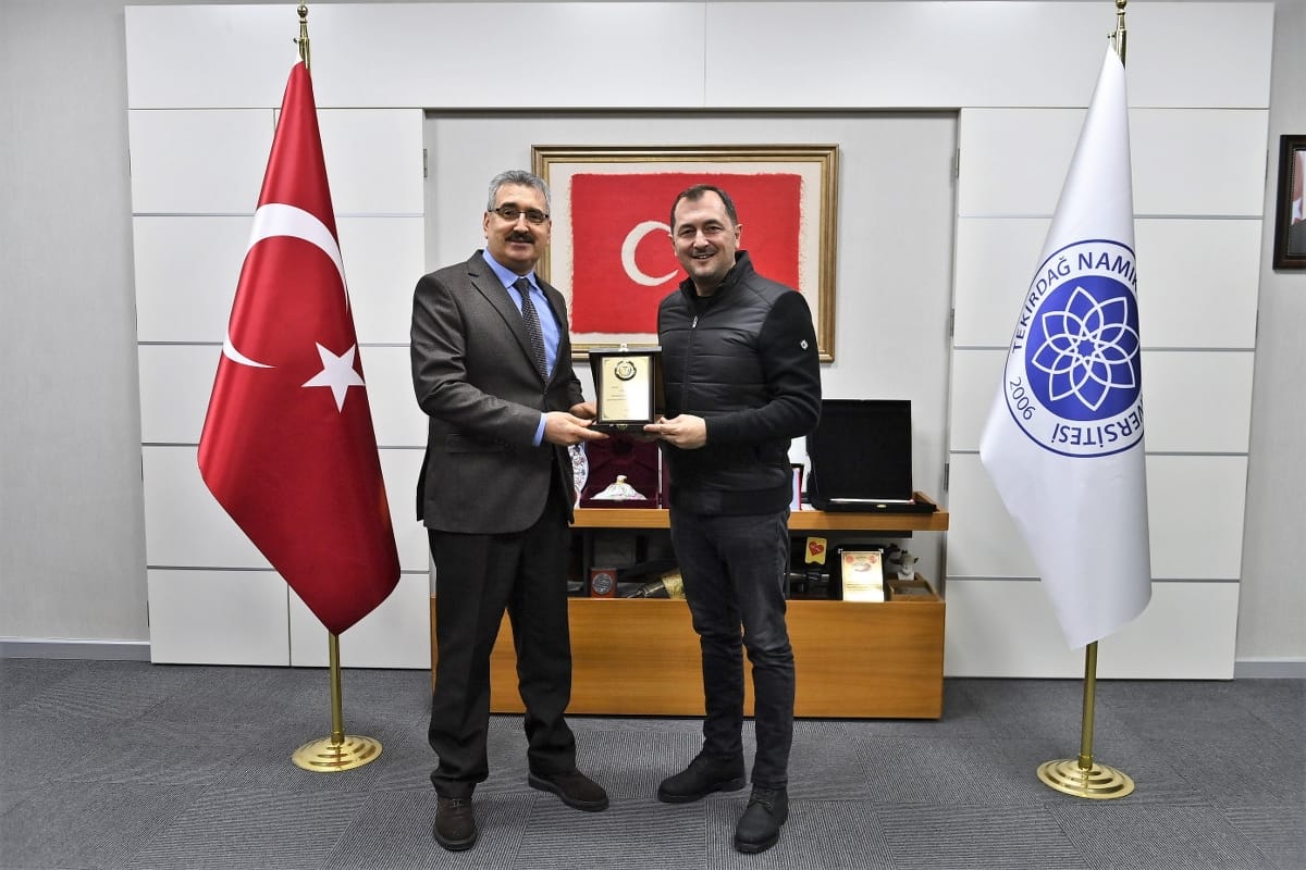 NKÜ Hastanesi Bağışçılarına Plaket Takdimi