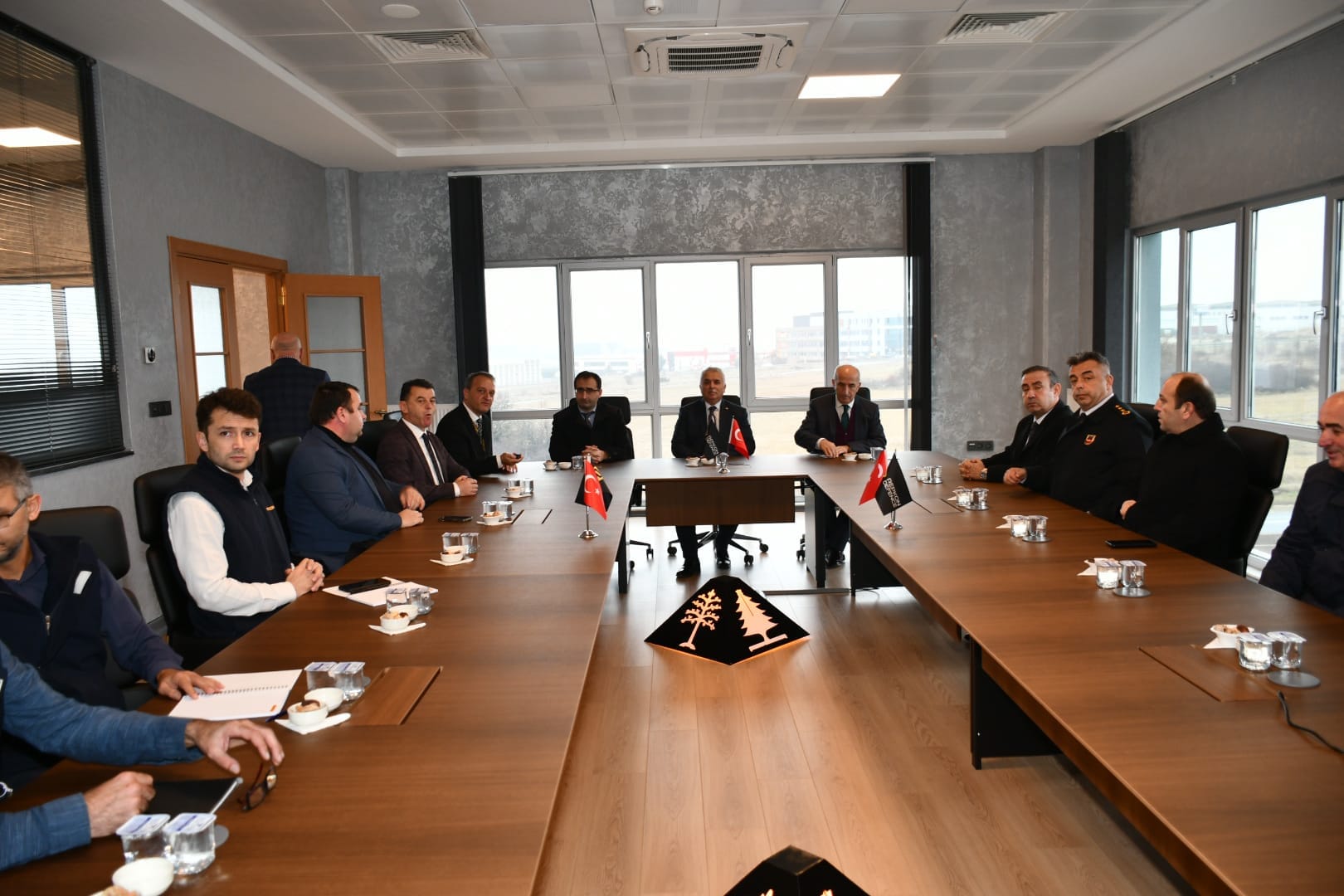 Vali Aziz Yıldırım Repkon Savunma Sistemleri Sanayii ve Ticaret A.Ş.’yi Ziyaret Etti