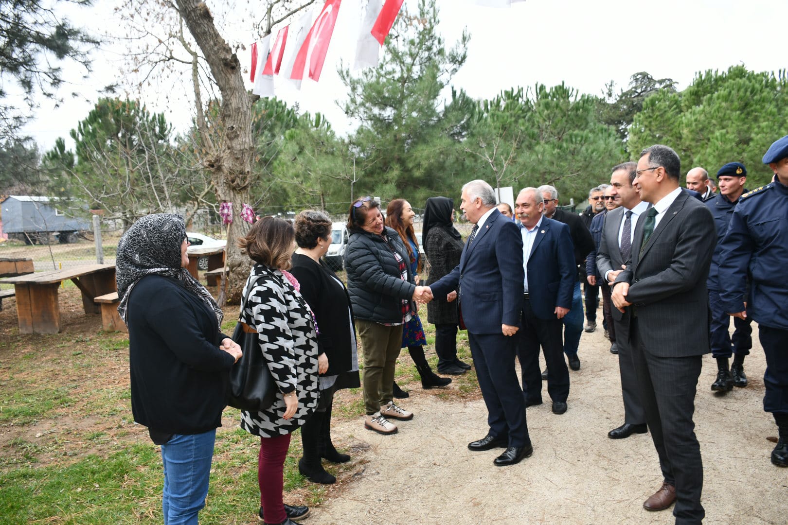 Vali Aziz Yıldırım Üretim ve Sanat Mektebi’ni Ziyaret Etti