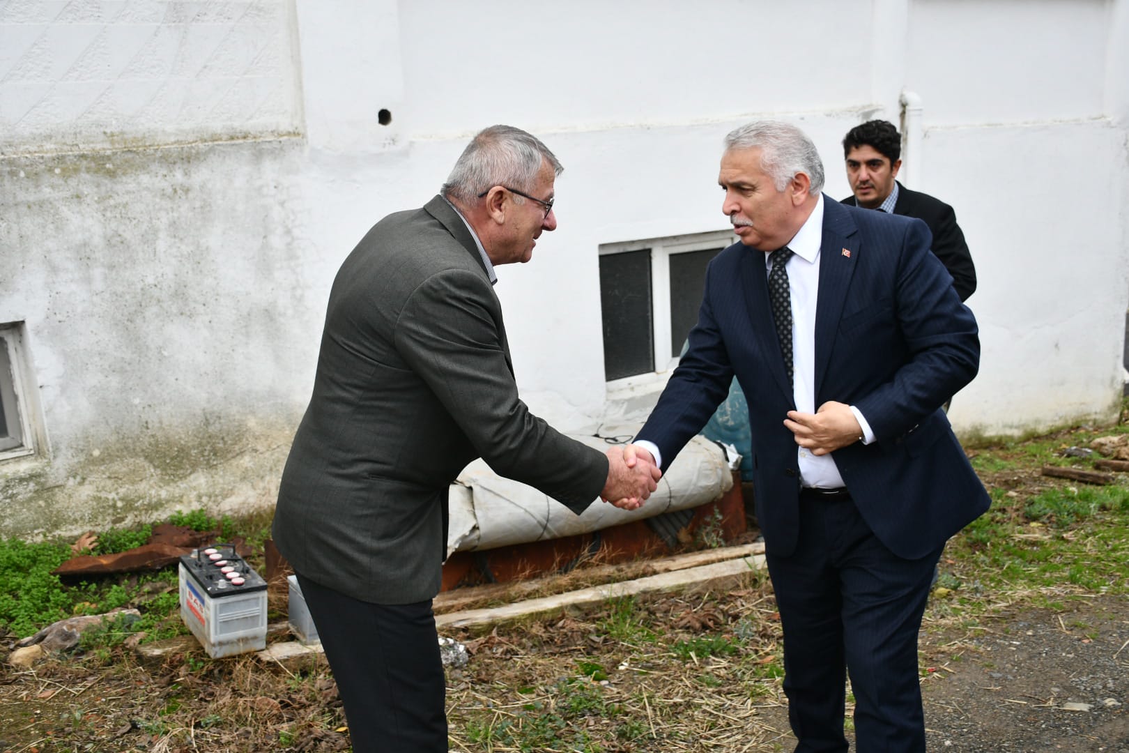 Vali Aziz Yıldırım Kıbrıs Gazisi Aziz Yavaş’ı Ziyaret Etti
