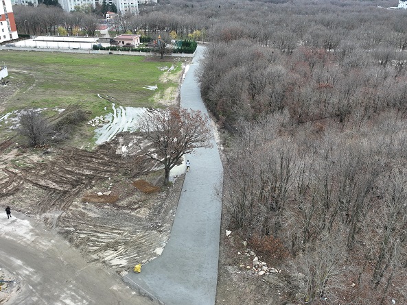 KIZILCA SOKAK’TA DEMİRLİ BETON YOL YAPIMI TAMAMLANDI