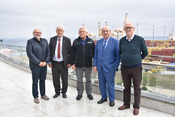 Tekirdağ Tarihi ile ilgili yapılacak çalışmalar için bir araya geldiler.