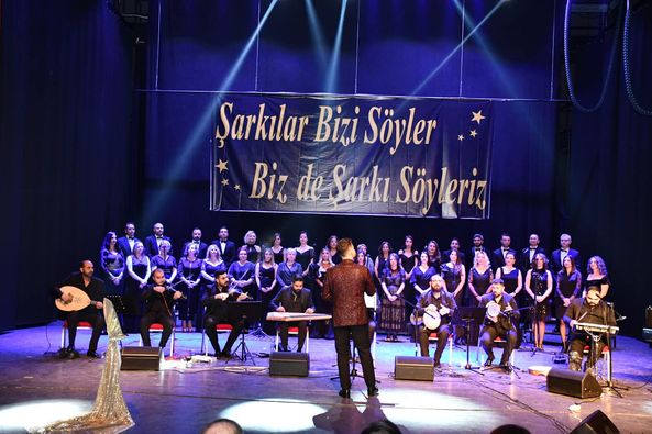 Süleymanpaşa Halk Eğitimi Merkezi Bünyesinde Oluşturulan Türk Müziği Korosu Konserini Gerçekleştirdi