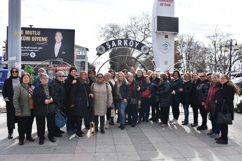 ŞARKÖYDE ÖLDÜRÜLEN AYŞENUR AKKURT İÇİN KADIN PLATFORMLARINDAN BASIN AÇIKLAMASI.. 