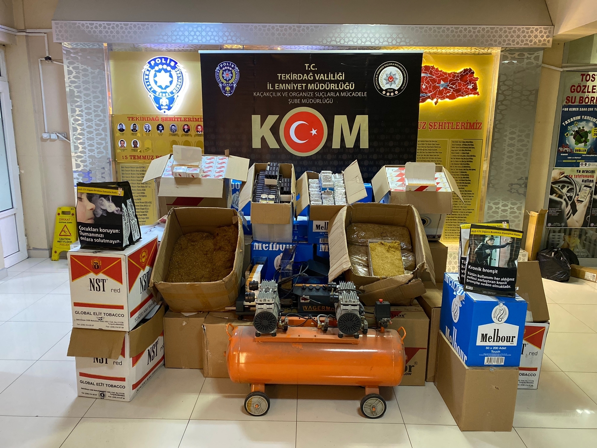 Sigara Doldurma Makinesi ele geçirilmiştir