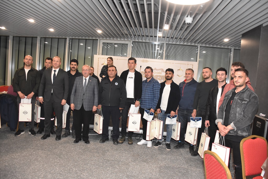 BAŞKAN ALBAYRAK DEPREM BÖLGESİNDE GÖREV YAPAN KAHRAMAN  PERSONELLE İFTAR SOFRASINDA BULUŞTU