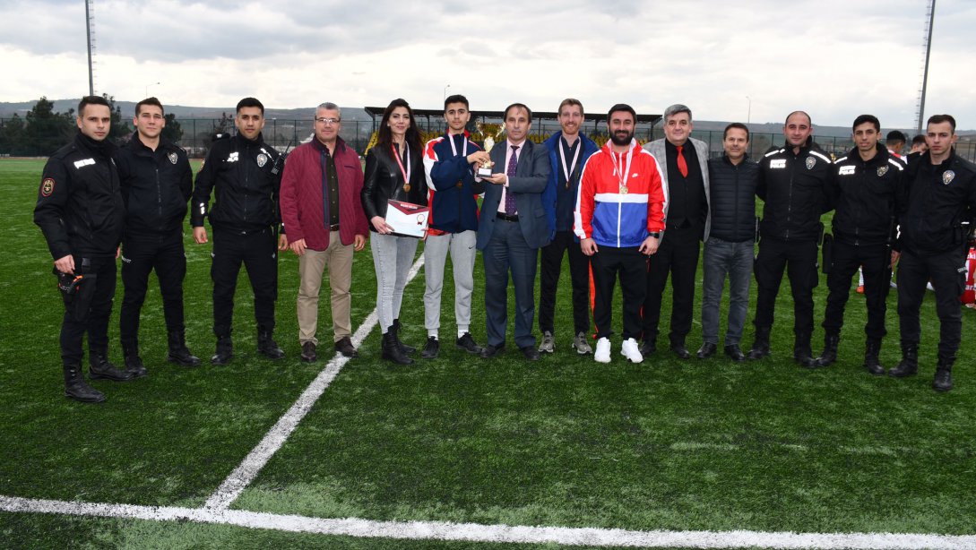2022 – 2023 Eğitim – Öğretim Yılı Futbol Genç Erkekler İl Birinciliği Müsabakaları Tamamlandı