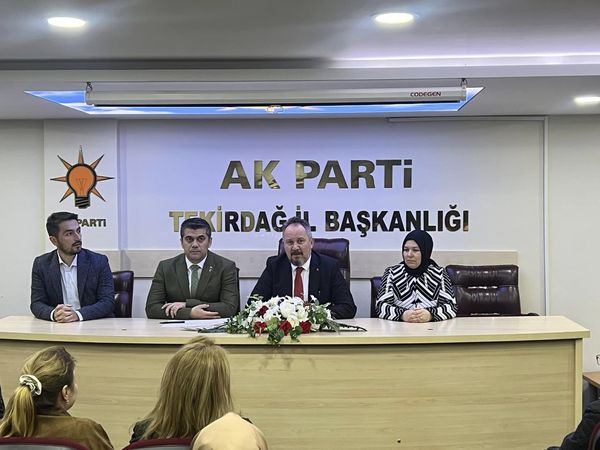 Önceki Dönem İl başkanımız Mestan ÖZCAN’a ilimize ve teşkilâtımıza yaptığı hizmetler için, bugüne kadarki gayretleri için sonsuz teşekkür ediyorum.