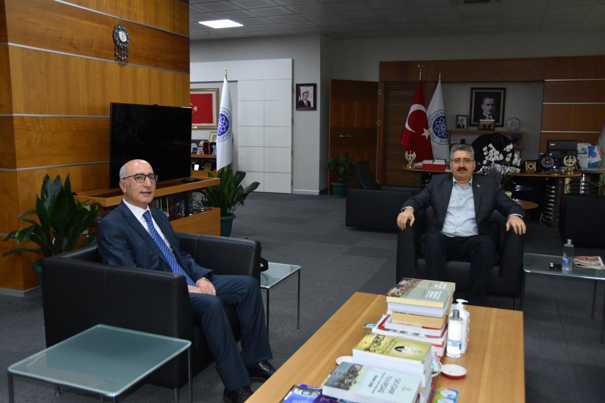 NKÜ Rektörüne Ziyaret