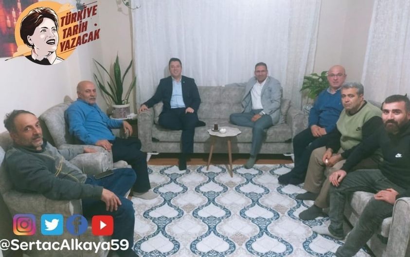 Sertaç Alkaya: Tekirdağ Vanlılar Derneği Kanaat Önderlerinden Servet Bilek’in evine iftar sonrası çay sohbetine gittik.