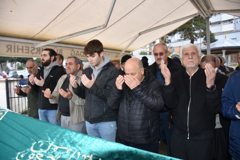 ERDİNÇ BULUT DEFNEDİLDİ..