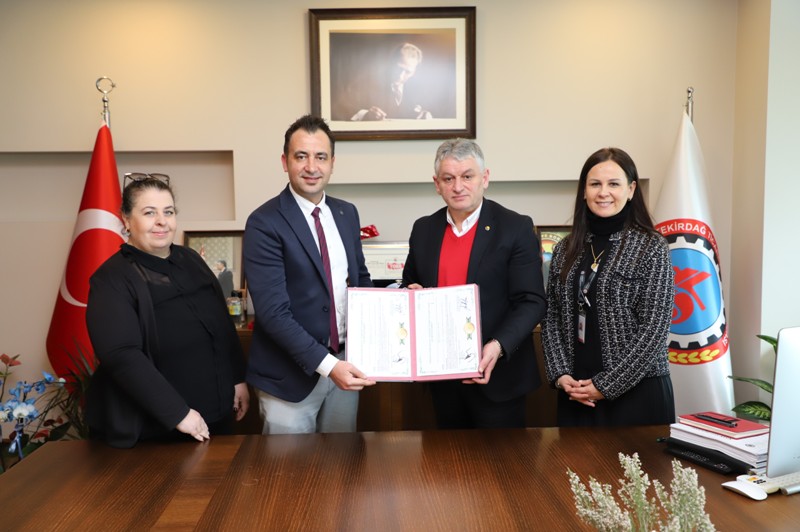 TEKİRDAĞ TSO VE TEKİRDAĞ DOĞA KOLEJİ ARASINDA  İNDİRİM PROTOKOLÜ İMZALANDI