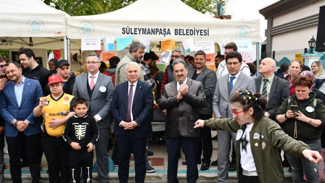 Vali Aziz Yıldırım Tekirdağ Özel Eğitim Uygulama Okulu’nun Düzenlediği El Sanatları Sergisi’ni Ziyaret Etti