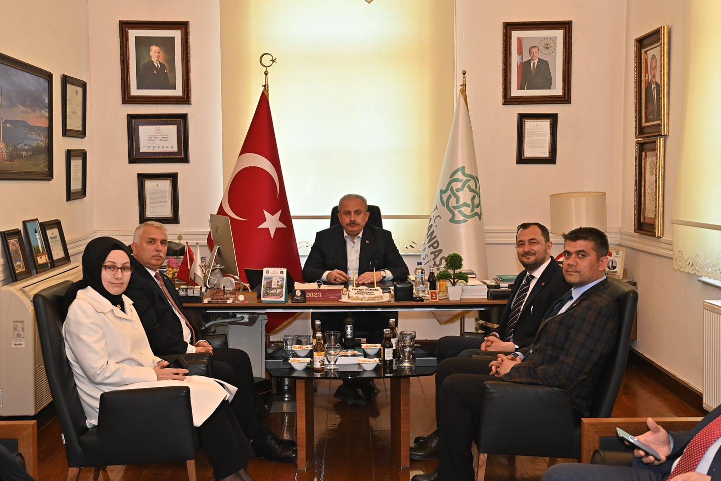 MUSTAFA ŞENTOP’TAN SÜLEYMANPAŞA BELEDİYESİNE ZİYARET