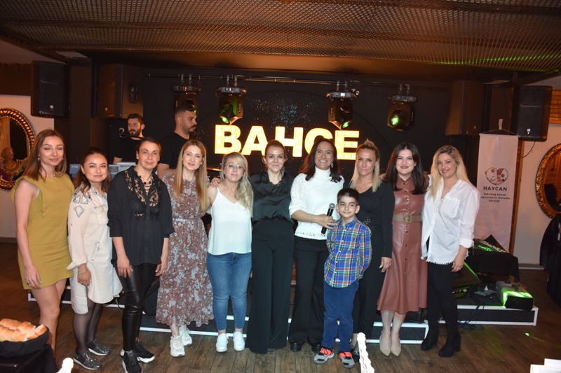 HAYCAN ÜYELERİ KADINLAR MATİNESİNDE BULUŞTU
