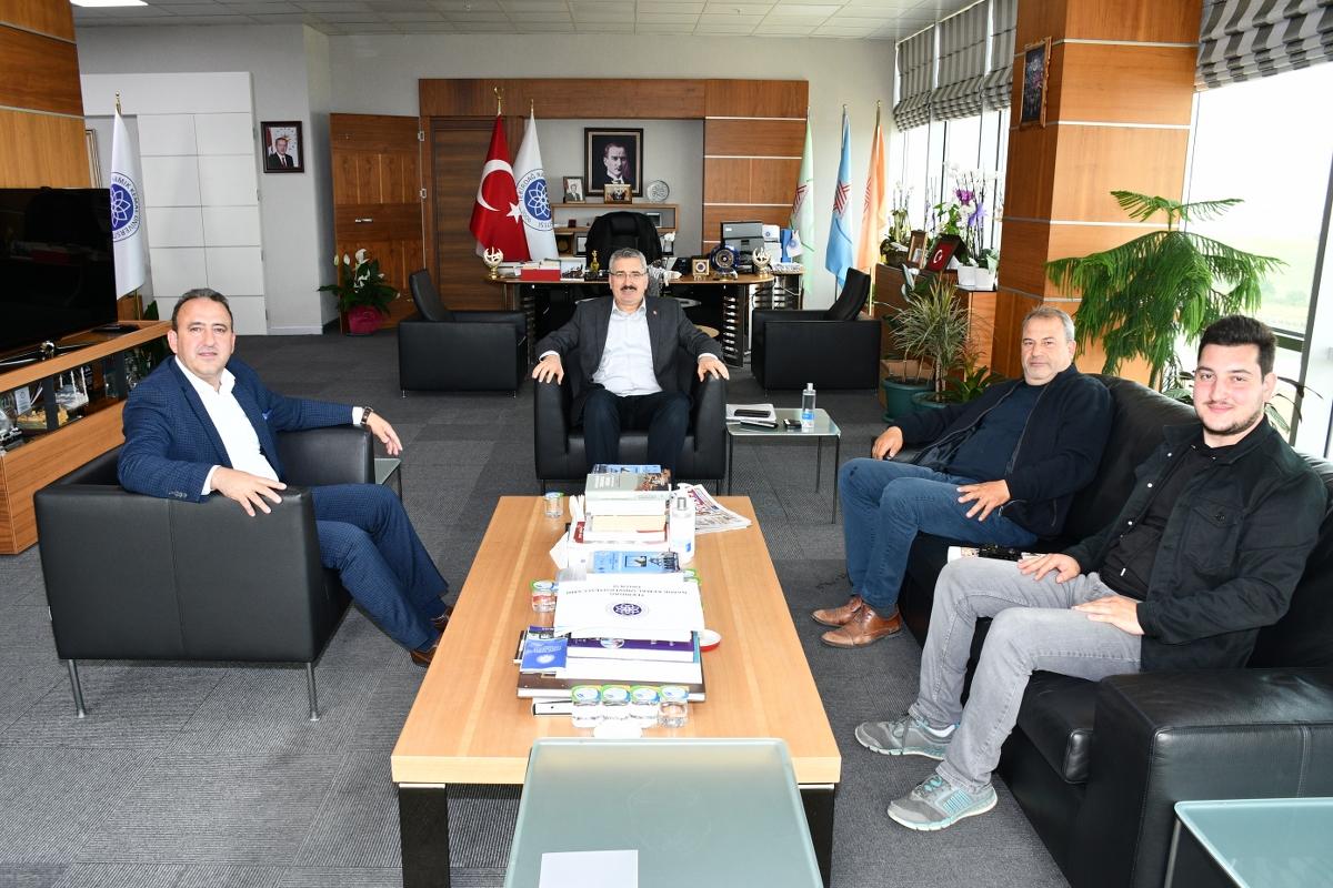 Prof. Dr. Mümin ŞAHİN’e ziyarette bulundu.