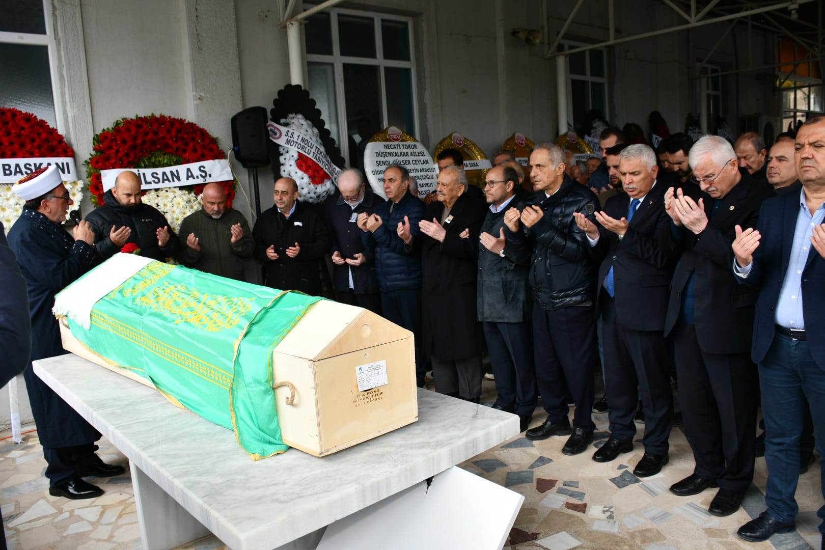 Vali Aziz Yıldırım Nurettin Ekmekçioğlu’nun Cenaze Törenine Katıldı