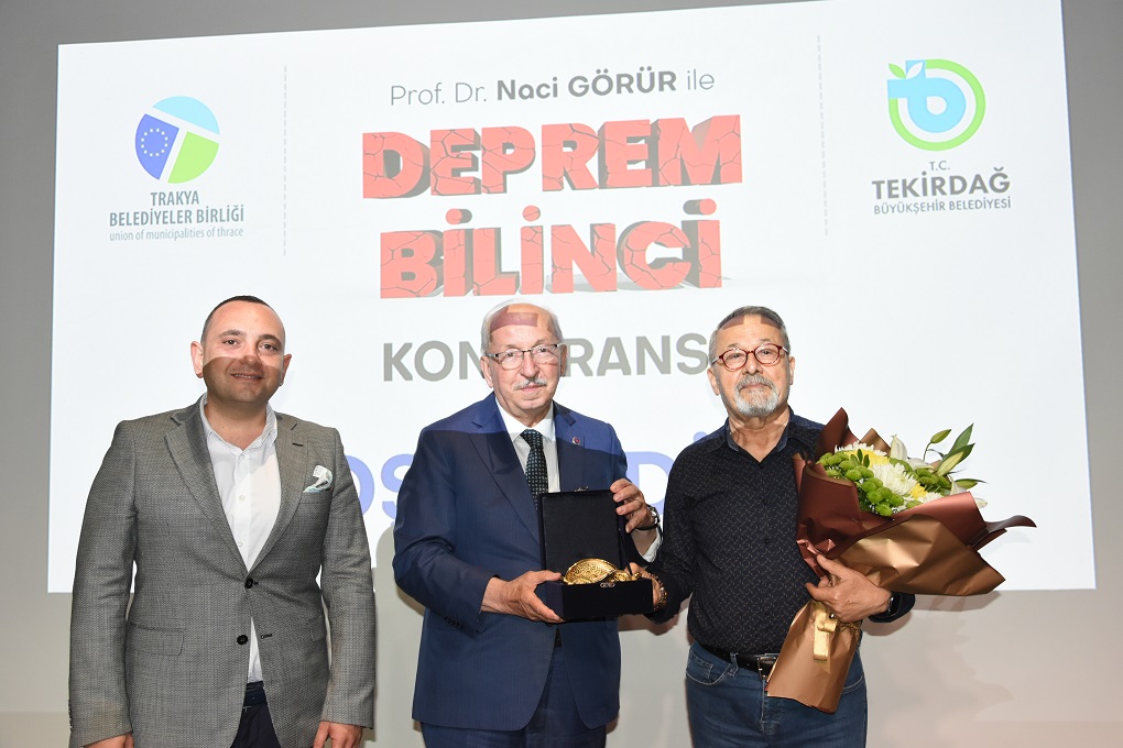 PROF. DR. NACİ GÖRÜR İLE ‘DEPREM BİLİNCİ’ KONFERANSIBÜYÜK İLGİ GÖRDÜ