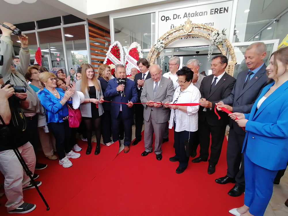 Üroloji uzmanı Op. Dr. Atakan Eren Hürriyet Mahallesinde özel kliniğini açtı