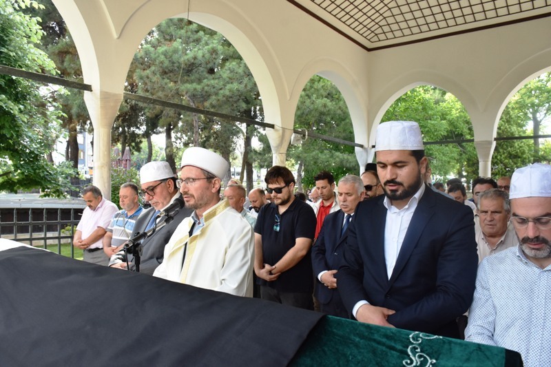 HACI HAFIZ AHMET ÖZCAN DEFNEDİLDİ