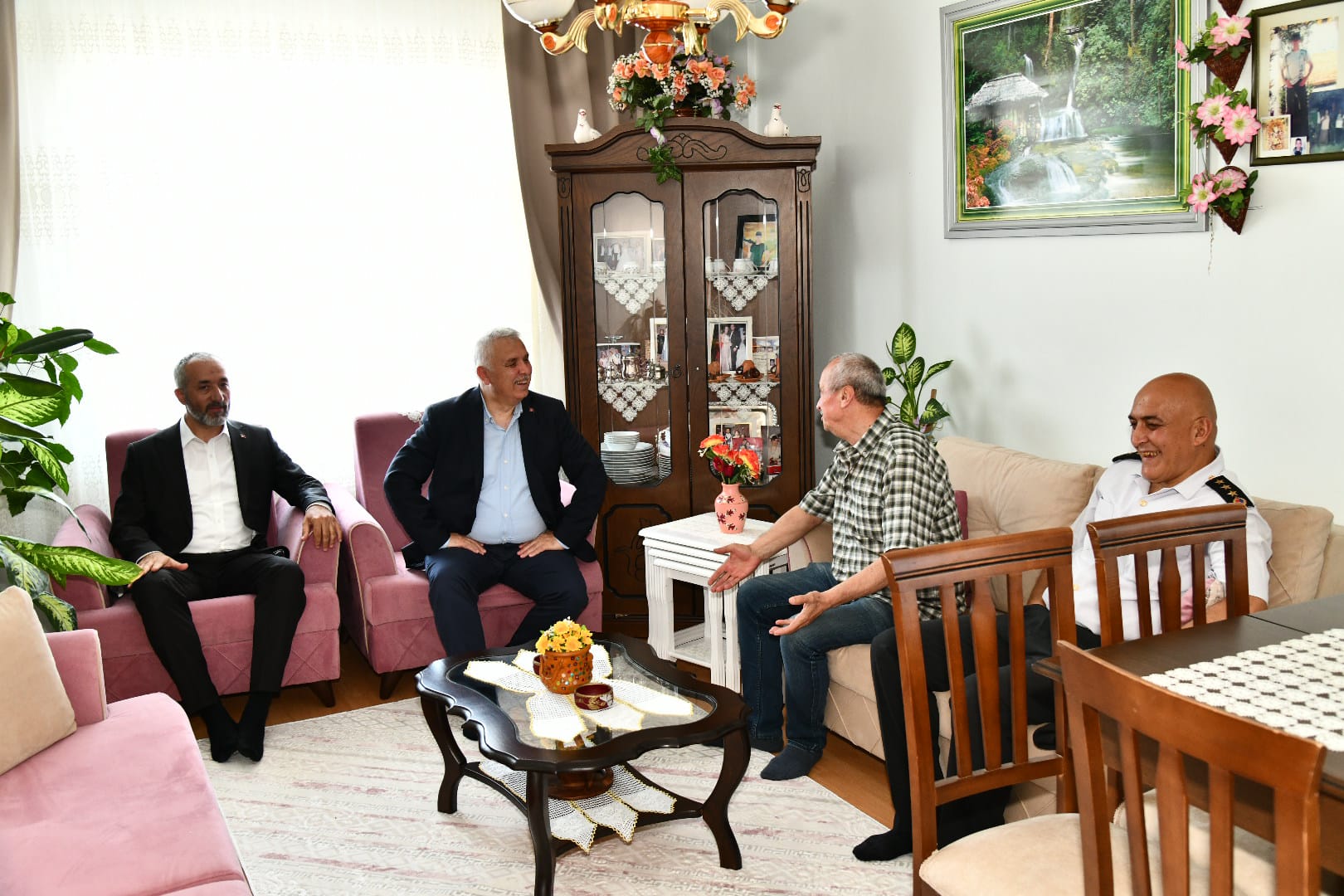 Vali Aziz Yıldırım Şehit Gökmen Yavuz’un Ailesinin Bayramını Kutladı