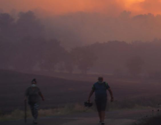 Çanakkale’de 2 noktada alevlerle mücadele sürüyor