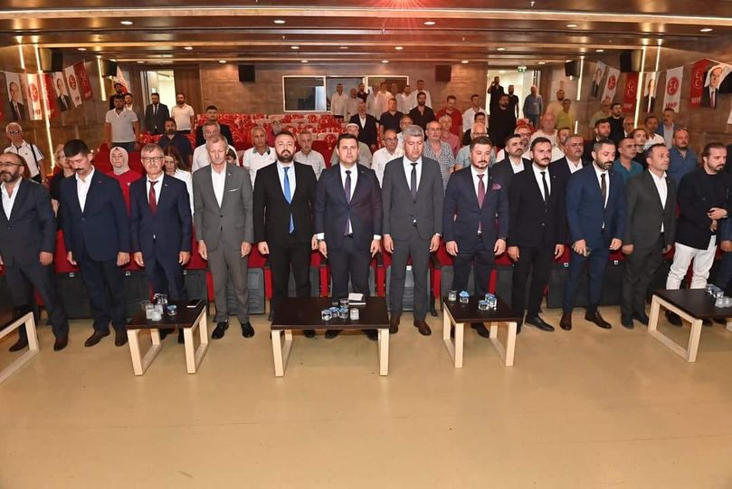 MHP SÜLEYMANPAŞA İLÇE KONGRESİNDE YENİ BAŞKAN YAKUP GAZİ TANTAN OLDU..