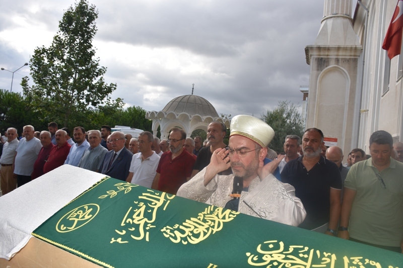 OSMAN DEMİR DEFNEDİLDİ