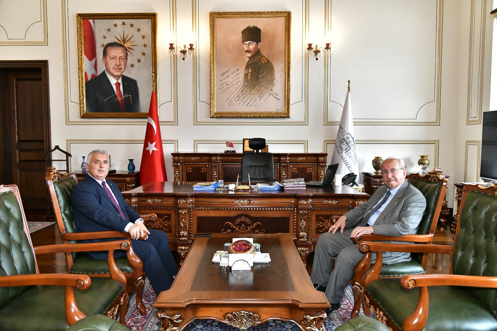 Tekirdağ Büyükşehir Belediye Başkanı Kadir Albayrak Vali Aziz Yıldırım’a Veda Ziyaretinde Bulundu