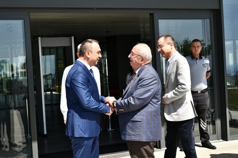 Vali Soytürk’ten Tekirdağ Büyükşehir Belediye Başkanı’na İade-i Ziyaret