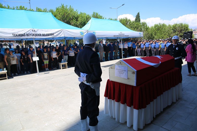 Polis Memuru Haydar KEMEÇ Defnedildi