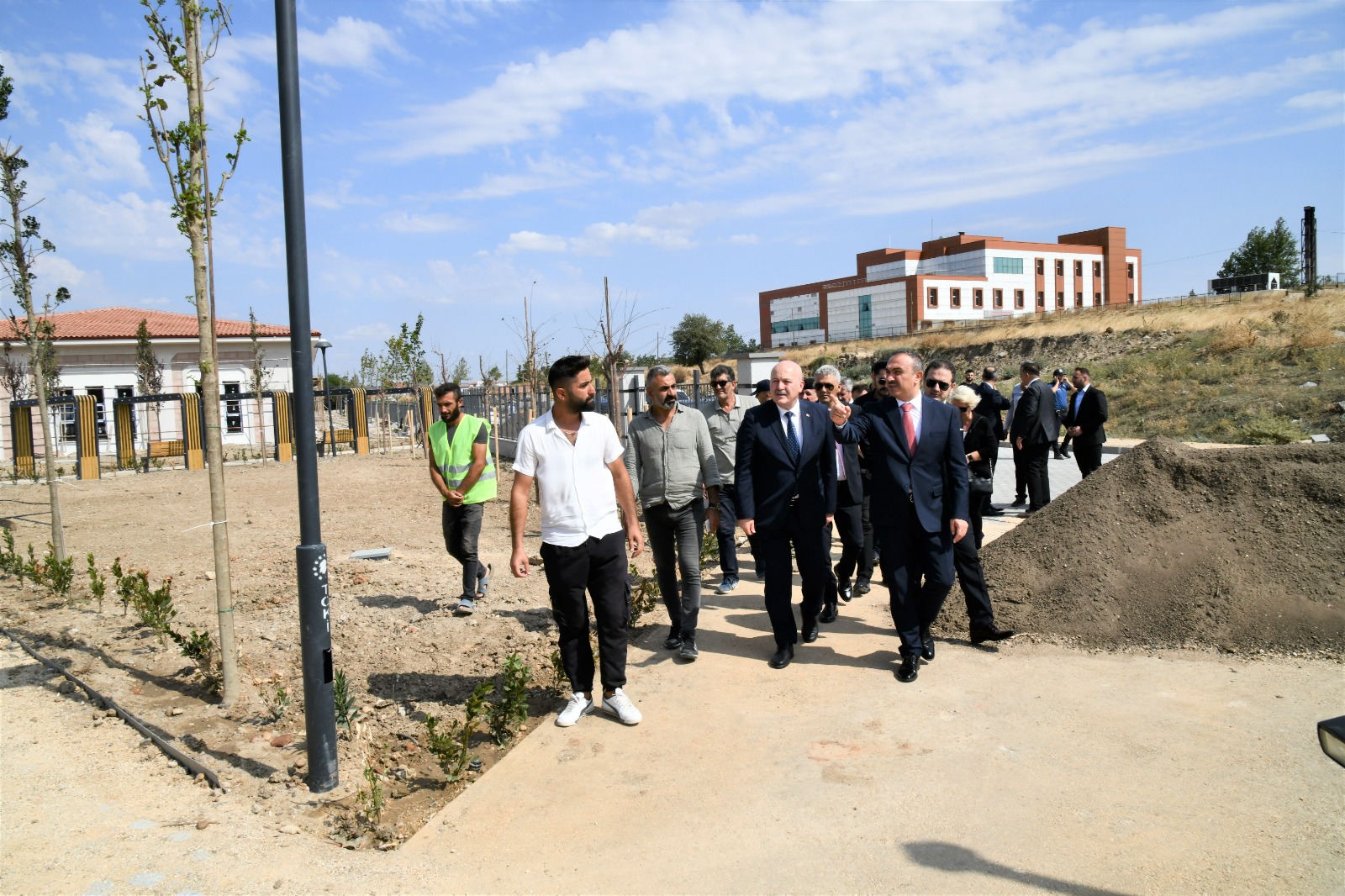 Vali Soytürk Millet Bahçesi’ni Ziyaret Etti