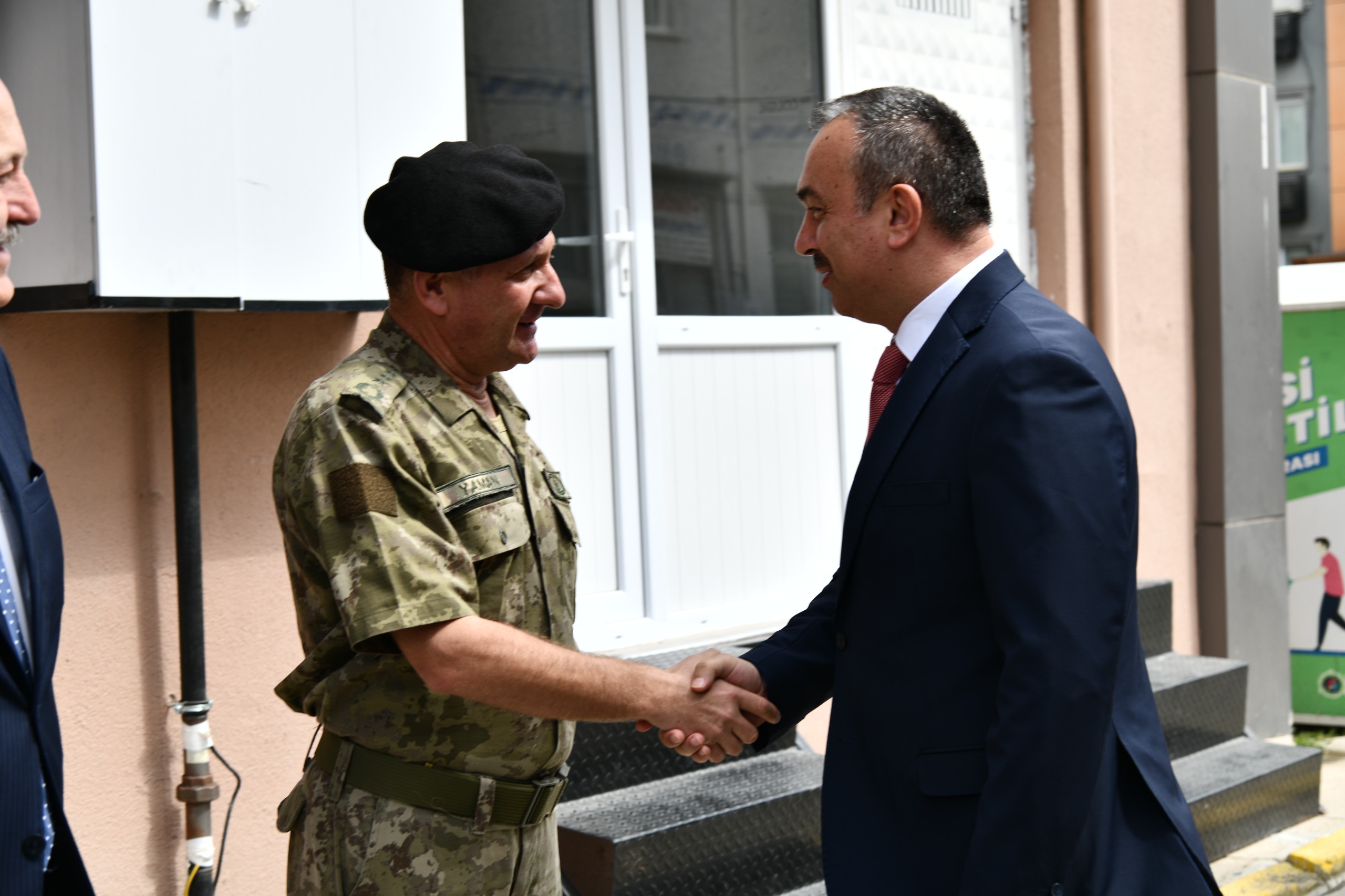Vali Soytürk Hayrabolu Kaymakamlığını Ziyaret Etti