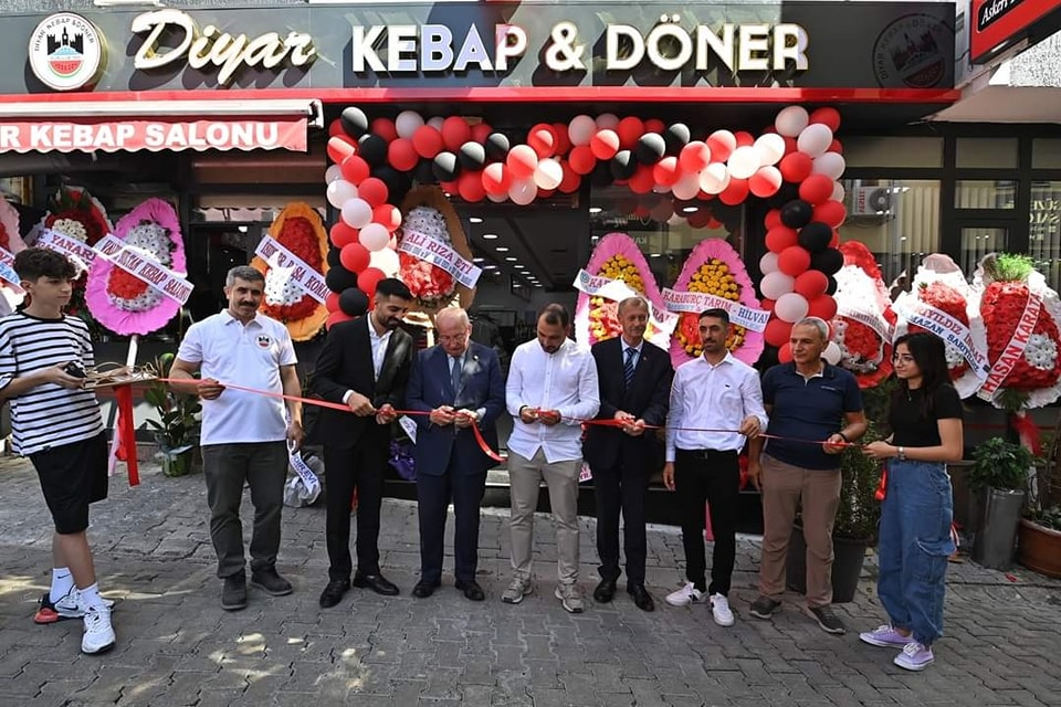 Diyar Kebap ve Döner Salonu  yenilenen yüzüyle kapılarını açtı