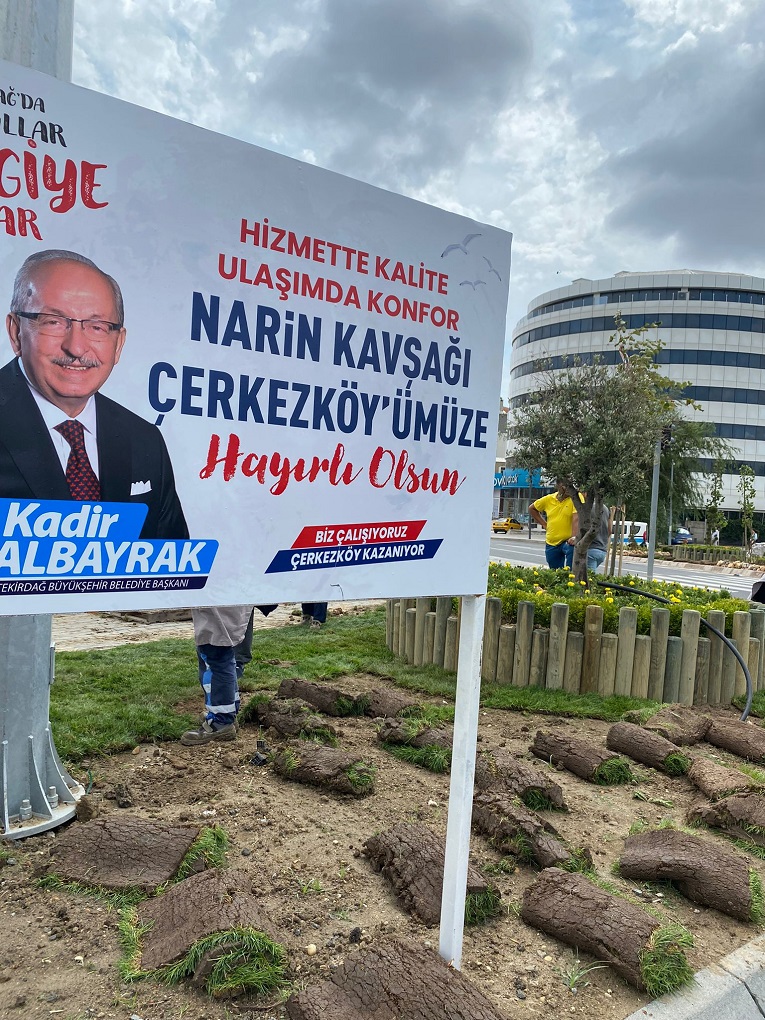 ÇERKEZKÖY İLÇESİ CENGİZ TOPEL CADDESİ VE NARİN KAVŞAĞI  YEPYENİ BİR GÖRÜNÜME KAVUŞTU