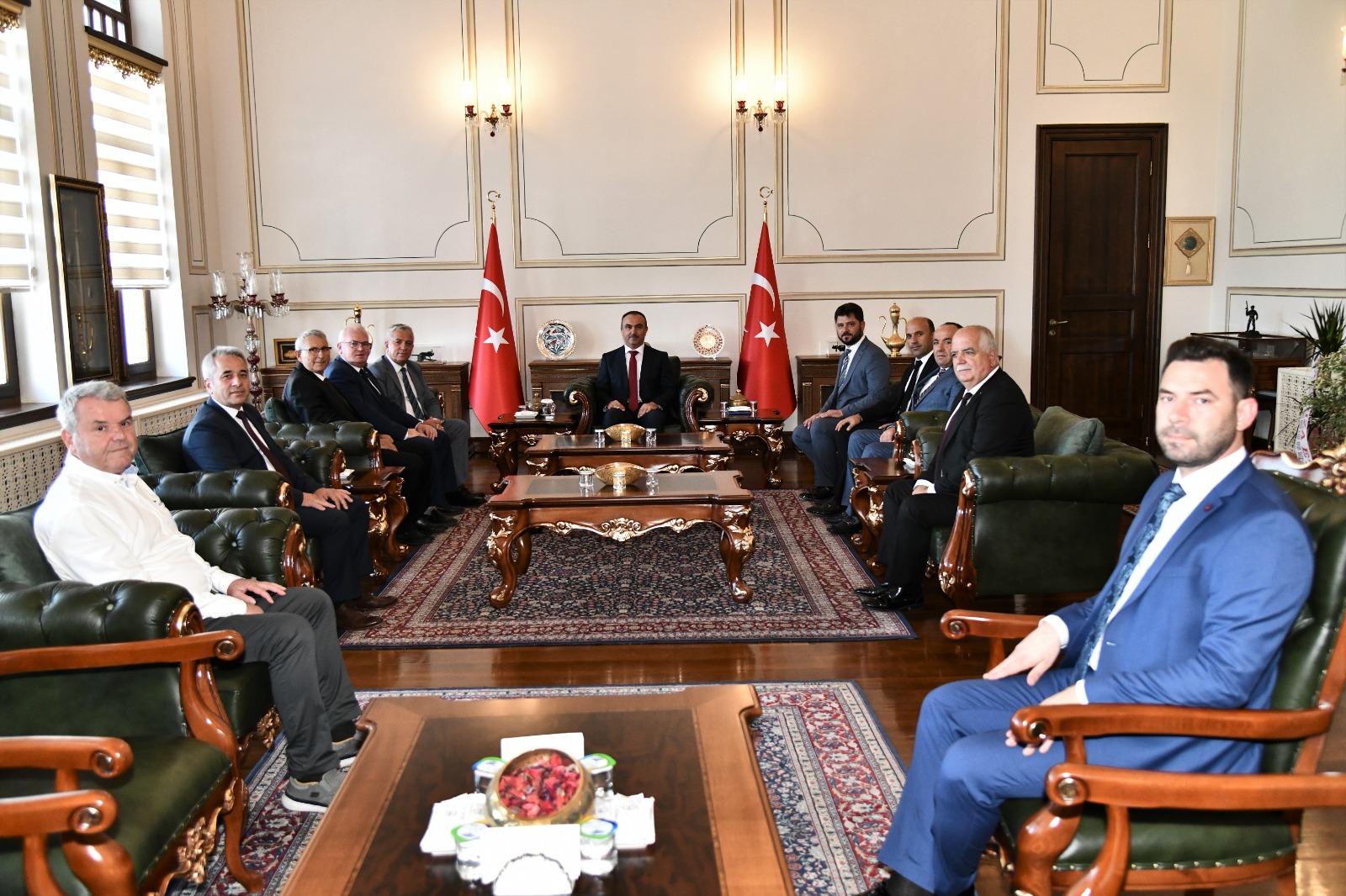 Tekirdağ Taşıyıcılar Kooperatifi Başkan ve Üyelerinden Vali Soytürk’e Ziyaret