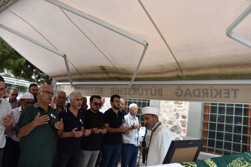 EM. ÖĞRT. DİLAVER TOLGAY DEFNEDİLDİ