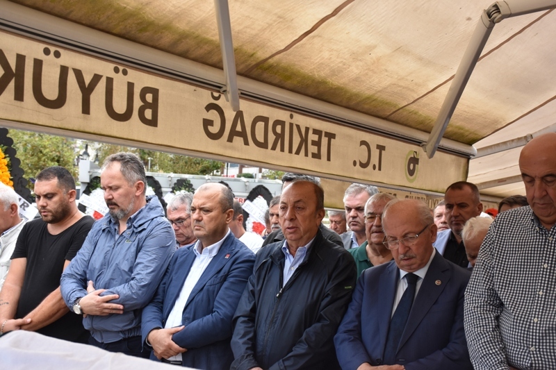 BURHAN KARAEVLİ DEFNEDİLDİ.
